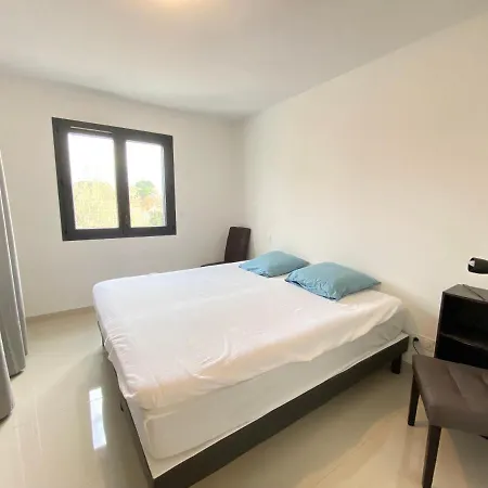 T2 Avec Terrasse Et Parking Apartamento